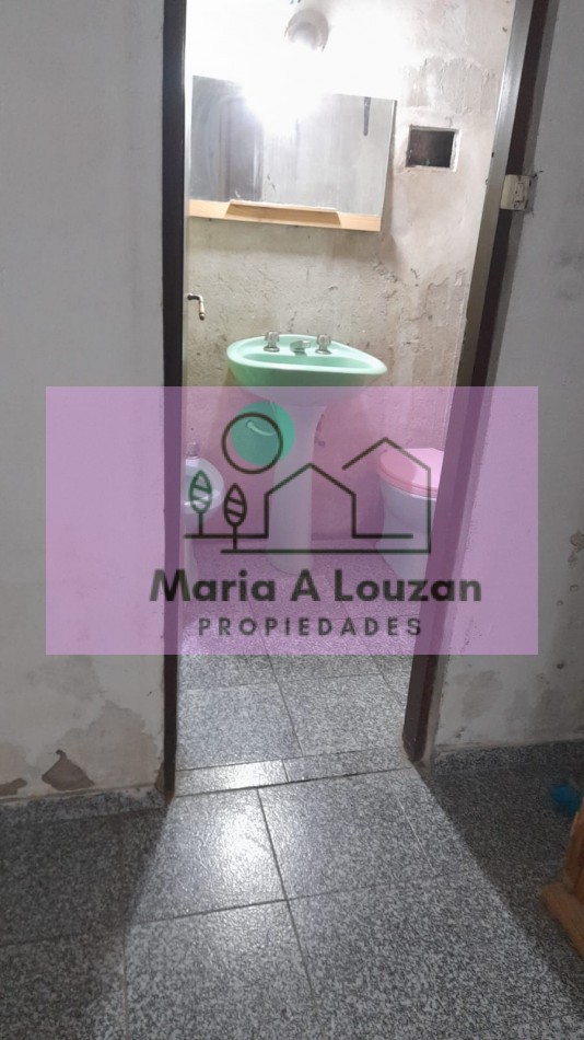 CASA CON MEJORAS- BARRIO  FELIX U CAMET-SANTA CLARA DEL MAR